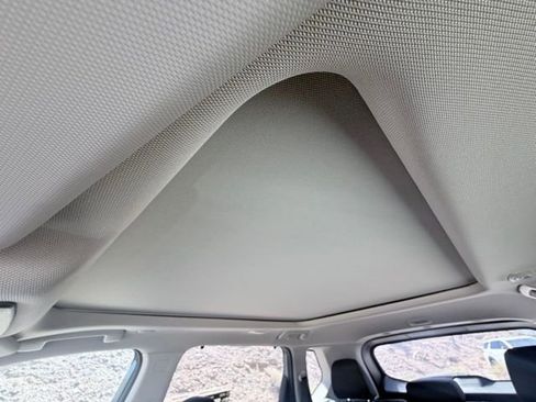 Certified 2023 Nissan Rogue SL w/ SL Premium Package image 20