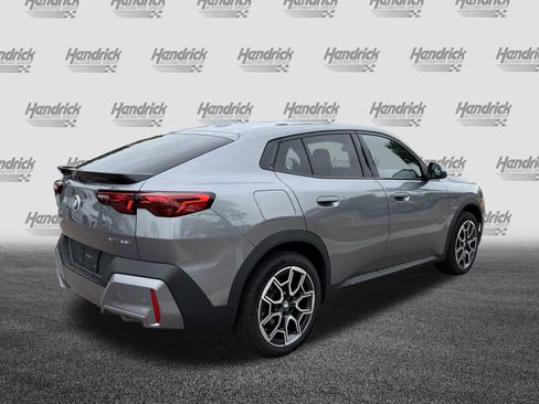 Certified 2025 BMW X2 xDrive28i AWD/4WD image 10