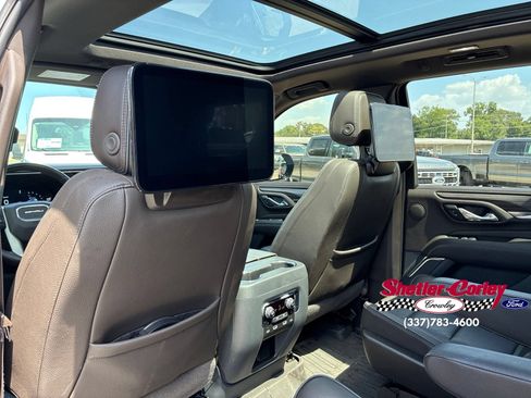 Used 2024 GMC Yukon Denali w/ Denali Reserve Package RWD image 7