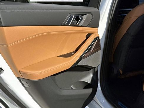 New 2026 BMW X6 xDrive40i w/ Climate Comfort Package image 13