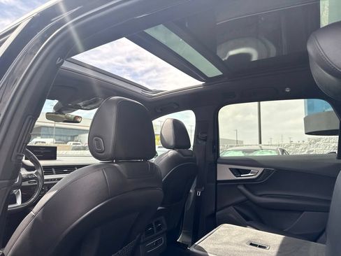 Used 2019 Audi Q7 2.0T Premium w/ Convenience Package AWD/4WD image 21