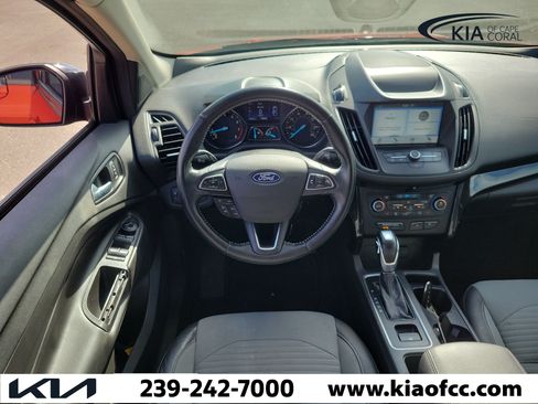 Used 2019 Ford Escape SE FWD image 16