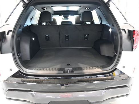 New 2026 GMC Terrain AT4 w/ Convenience Package III AWD/4WD image 28