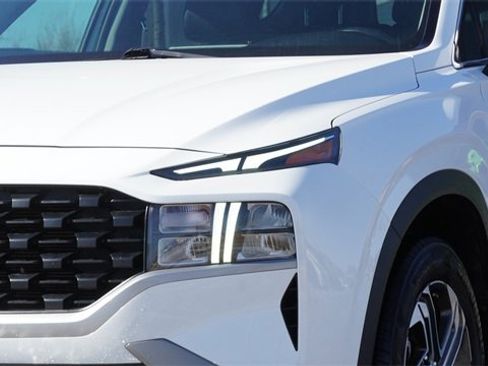 Used 2023 Hyundai Santa Fe SEL image 4