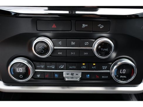 Used 2022 Ford Expedition Max XLT AWD/4WD image 45