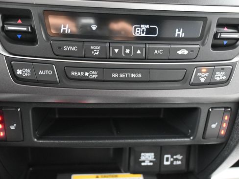 Used 2023 Honda Passport EX-L image 23