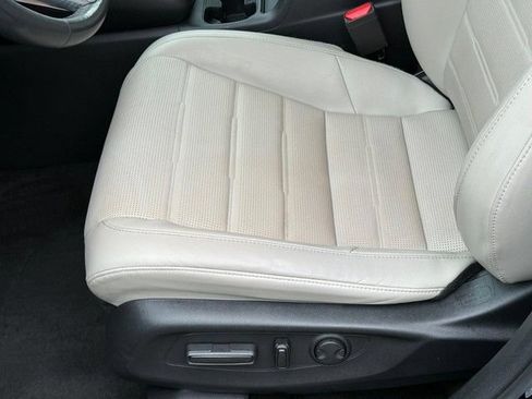 Used 2023 Honda CR-V EX-L image 23