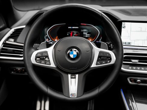 Used 2023 BMW X5 M50i w/ Executive Package image 43