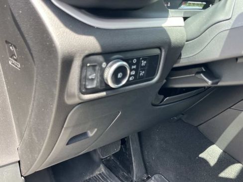 Certified 2023 Ford Explorer XLT w/ Equipment Group 202A AWD/4WD image 36
