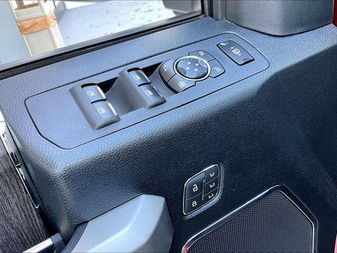 Used 2020 Ford F250 Lariat w/ Lariat Ultimate Package AWD/4WD image 34