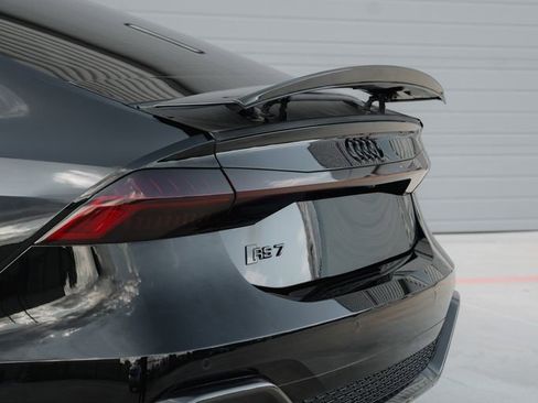 Used 2021 Audi RS 7 Sportback w/ RS 7 Executive Package image 10