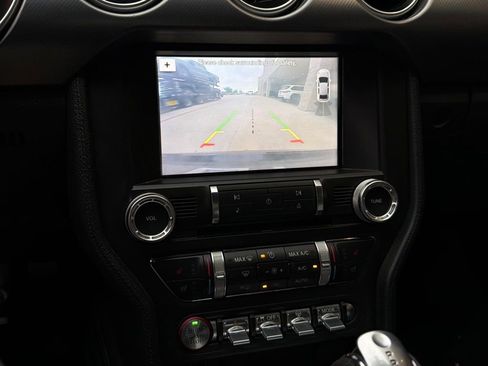 Used 2018 Ford Mustang GT Premium w/ Equipment Group 401A RWD image 8