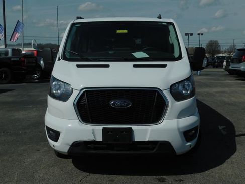 Used 2024 Ford Transit 350 XLT image 3