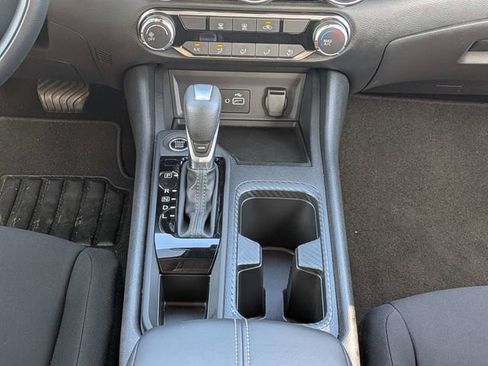 Used 2025 Nissan Sentra S FWD image 18