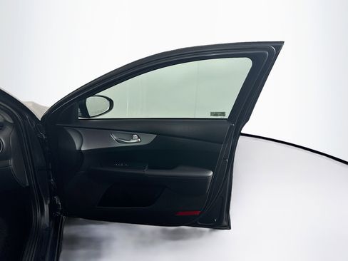 Used 2024 Kia Forte LXS image 29