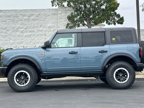 New 2025 Ford Bronco Badlands w/ Sasquatch Package image 7