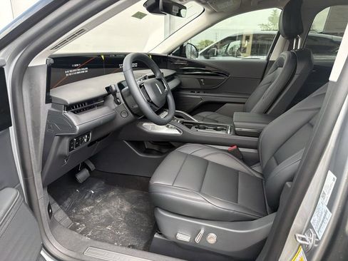 New 2026 Lincoln Nautilus Premier w/ Jet Appearance Package AWD/4WD image 5