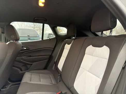 Used 2024 Chevrolet Trax RS w/ Driver Confidence Package image 29