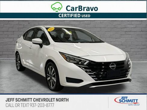 Used 2025 Nissan Versa SV FWD image 1