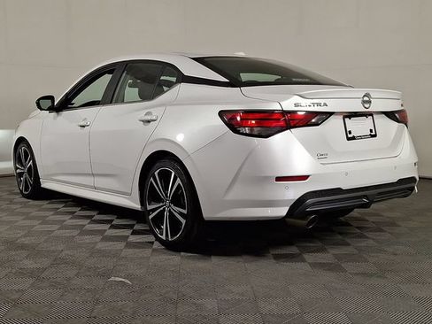 Used 2023 Nissan Sentra SR w/ SR Premium Package FWD image 7