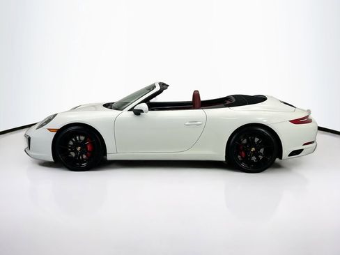 Used 2019 Porsche 911 Cabriolet image 8