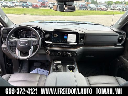 Used 2024 GMC Sierra 1500 Elevation w/ Elevation Premium Package AWD/4WD image 12