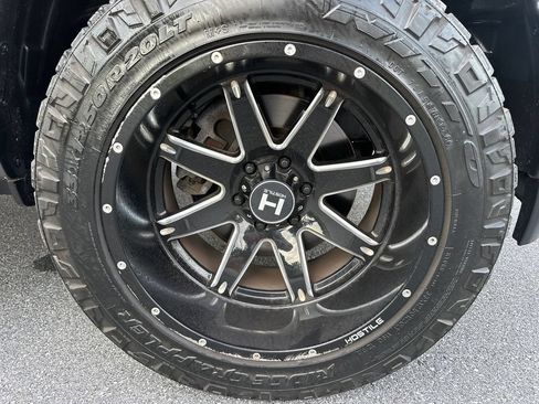 Used 2022 RAM 1500 Laramie AWD/4WD image 48
