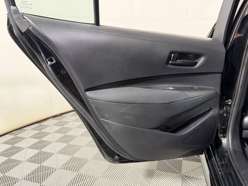 Used 2025 Toyota Corolla LE FWD image 23