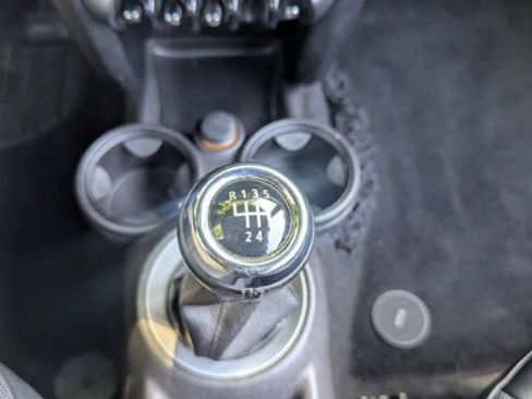 Used 2012 MINI Cooper Convertible FWD image 31