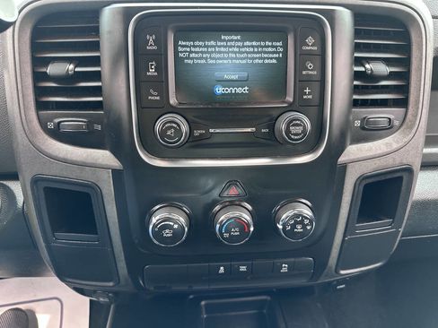 Used 2016 RAM 2500 Tradesman w/ Chrome Appearance Group image 24