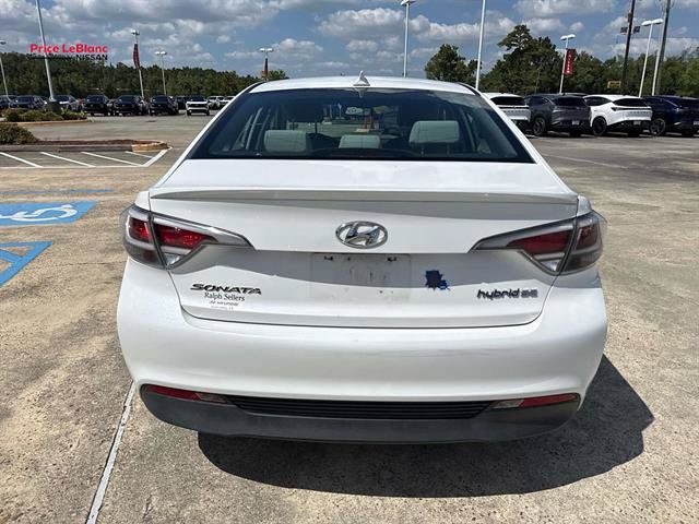Used 2017 Hyundai Sonata SE FWD image 6