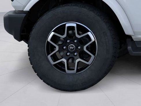 New 2026 Ford Bronco Outer Banks AWD/4WD image 21