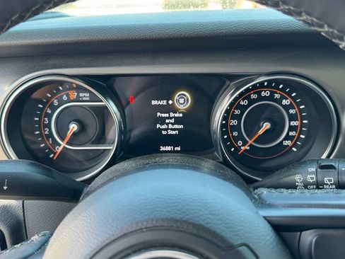 Used 2021 Jeep Wrangler Unlimited Sport AWD/4WD image 13