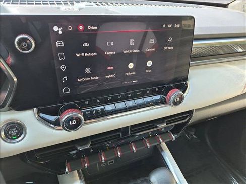Used 2023 GMC Canyon AT4X w/ Edition 1 AWD/4WD image 13