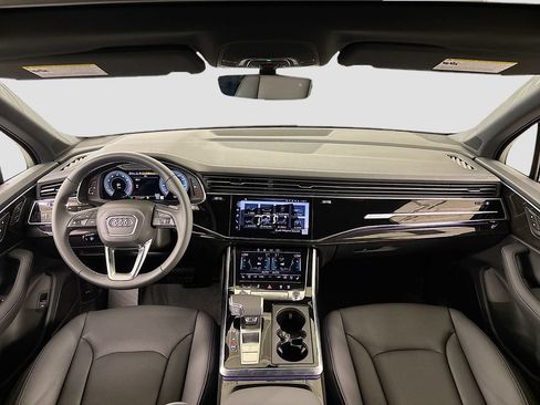 Used 2025 Audi Q7 3.0T Premium Plus AWD/4WD image 9