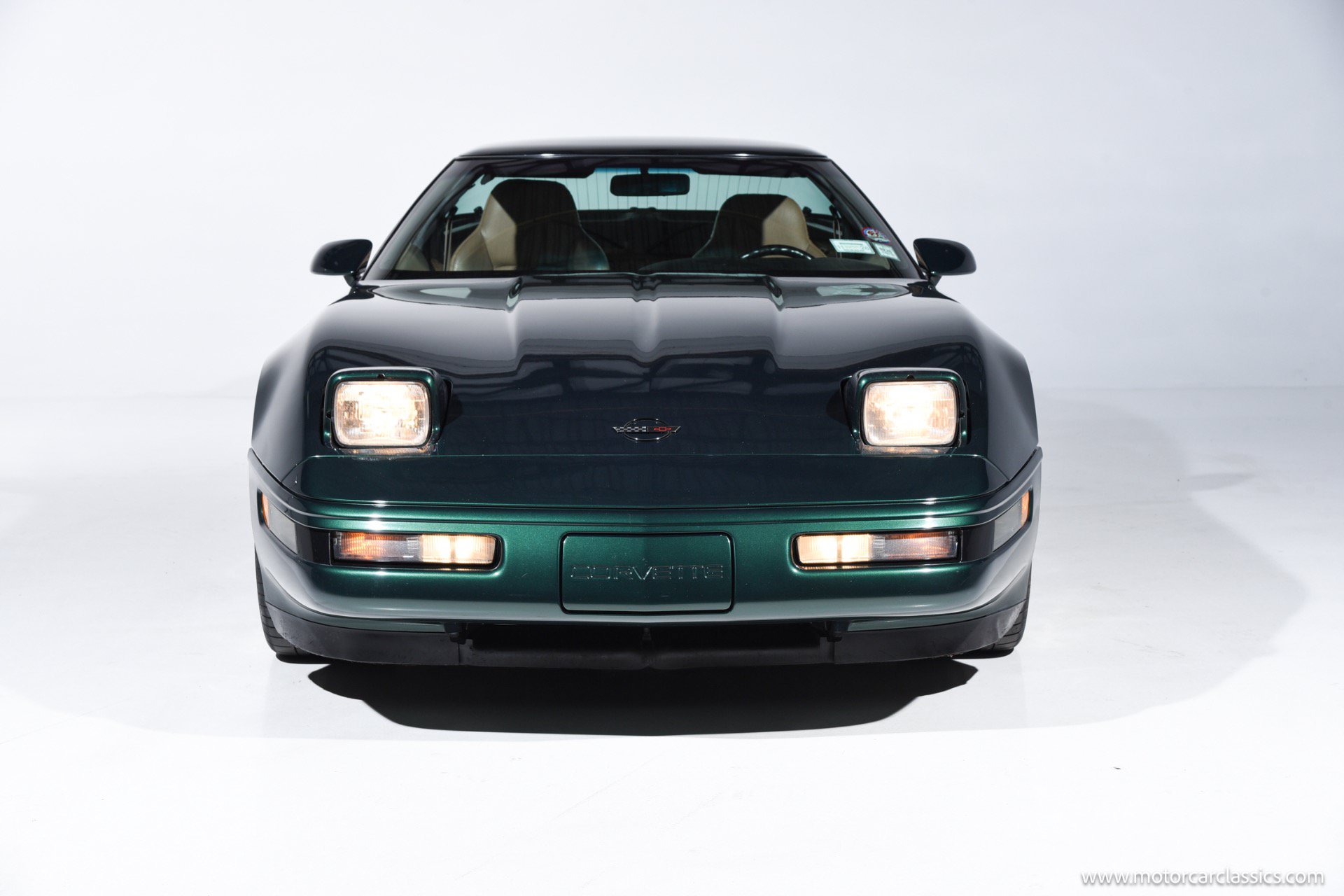 Used 1994 Chevrolet Corvette Coupe RWD image 3
