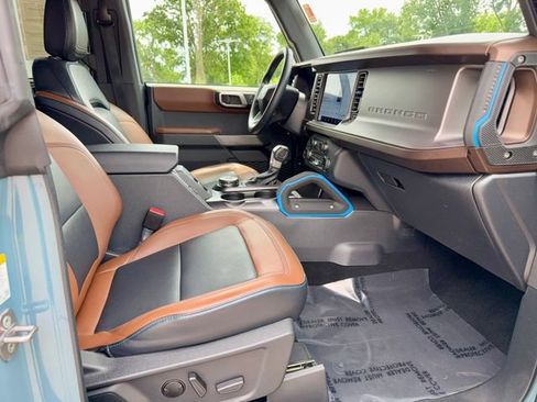 Used 2022 Ford Bronco Outer Banks AWD/4WD image 8