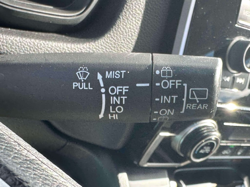 Used 2020 Honda CR-V LX image 19