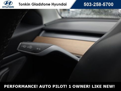 Used 2020 Tesla Model 3 Performance image 13