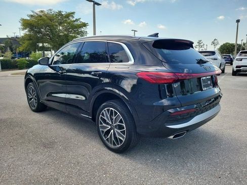 Certified 2025 Audi Q5 Premium Plus w/ Premium Plus AWD/4WD image 5