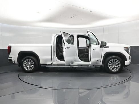 Used 2023 GMC Sierra 1500 Denali w/ Technology Package AWD/4WD image 60