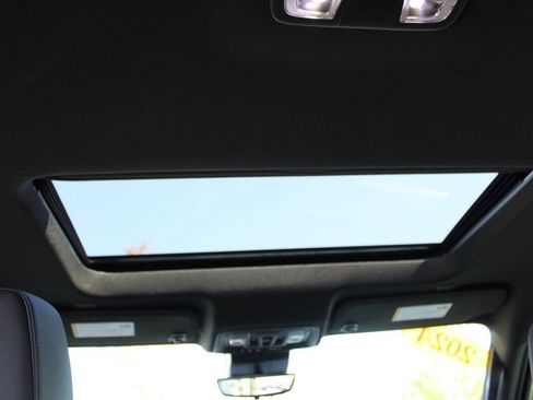 Used 2024 GMC Sierra 2500 AT4 w/ AT4 Premium Plus Package image 28