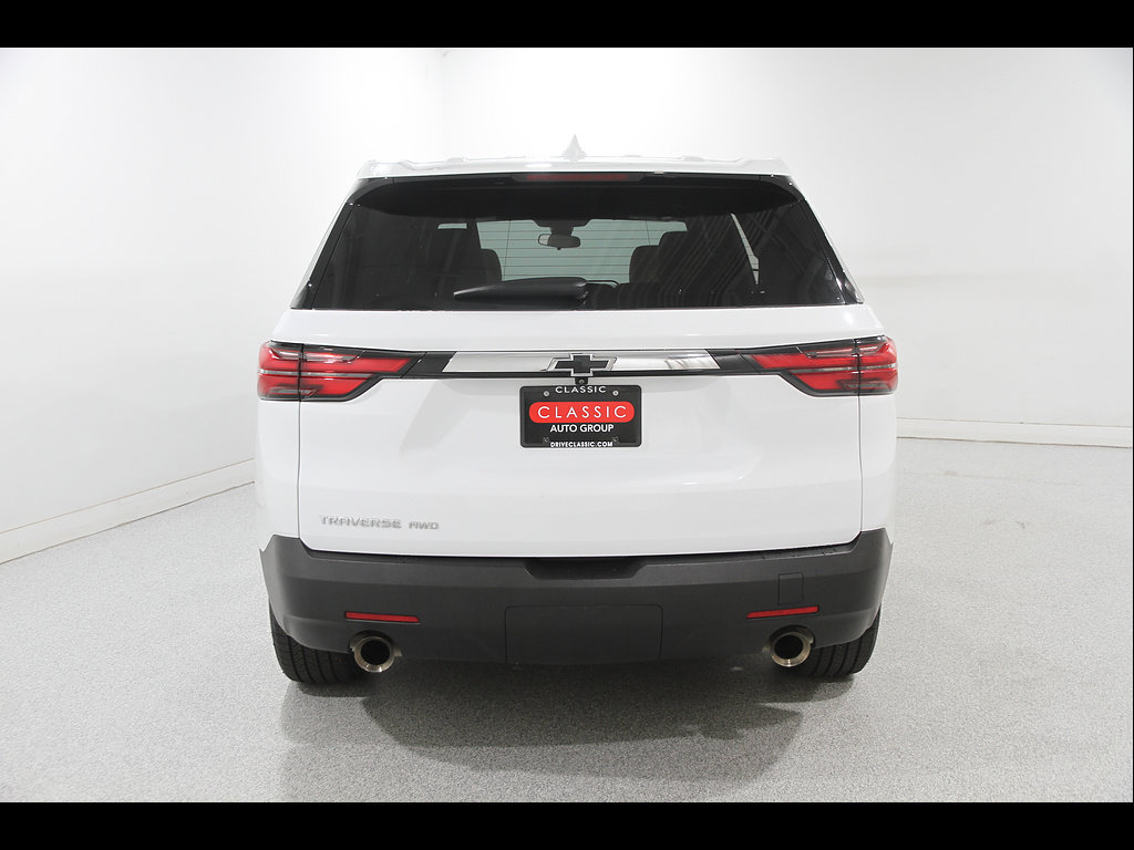 Certified 2022 Chevrolet Traverse LS w/ LPO, Black Accent Package AWD/4WD image 20