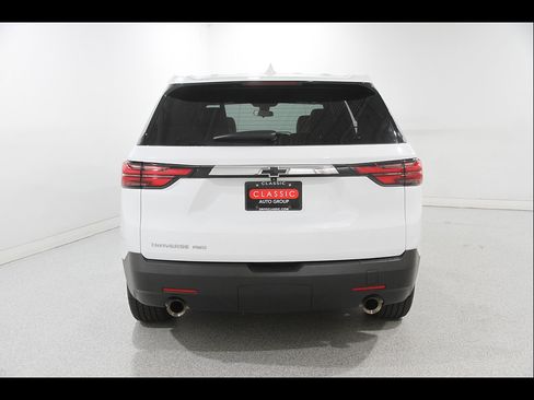Used 2022 Chevrolet Traverse LS w/ LPO, Black Accent Package AWD/4WD image 20
