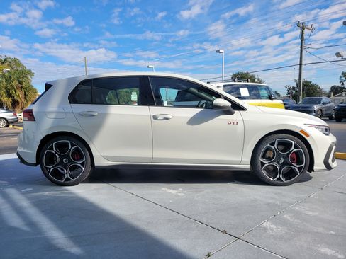 New 2026 Volkswagen GTI Autobahn image 5