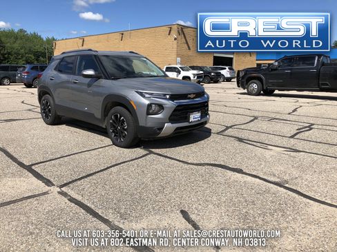 Used 2023 Chevrolet TrailBlazer LT w/ Convenience Package AWD/4WD image 1
