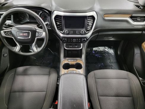 Used 2023 GMC Acadia SLE w/ Driver Convenience Package image 7