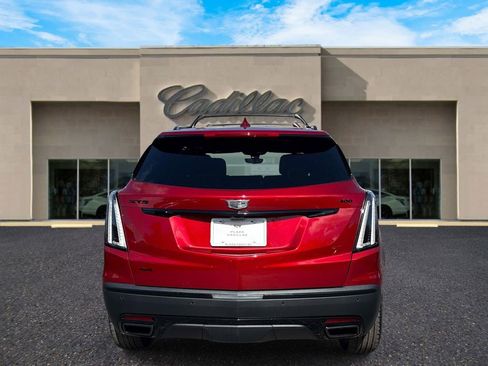 New 2026 Cadillac XT5 Sportv w/ LPO, Onyx Lite Package AWD/4WD image 4