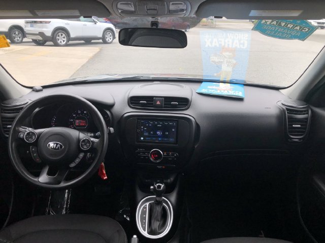 Used 2017 Kia Soul + FWD image 13