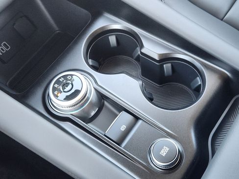 New 2026 Ford Explorer Active w/ Active Comfort Package RWD image 16